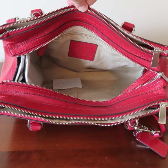 COACH Pinnacle Harper grenadine red embossed lizard tote bag satchel EUC 23572 - Picture 10 of 16